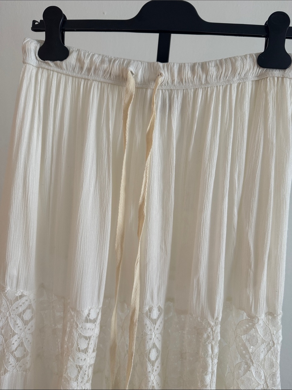 Free People Swept Away Maxi Skirt Size Small S/P in Clean Ivory - Boho Crochet - Picture 10 of 13
